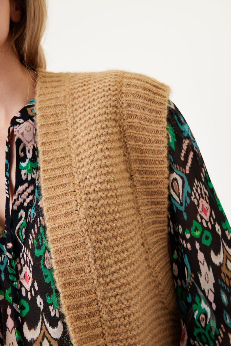 Cardigan - Garcia